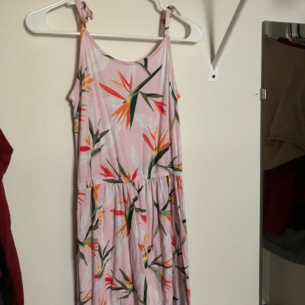 Light pink Hawaiian high-low summer dress